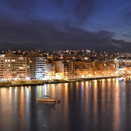 Spacious Apartment Steps To The Promenade Sliema Buitenkant foto