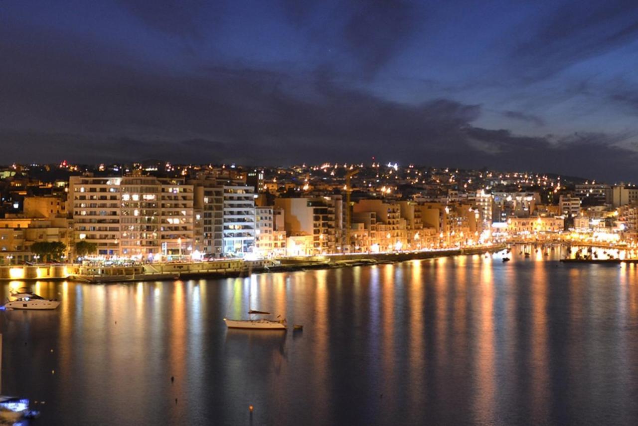 Spacious Apartment Steps To The Promenade Sliema Buitenkant foto