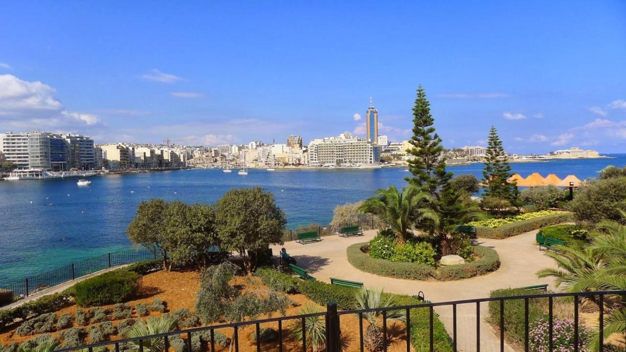 Spacious Apartment Steps To The Promenade Sliema Buitenkant foto