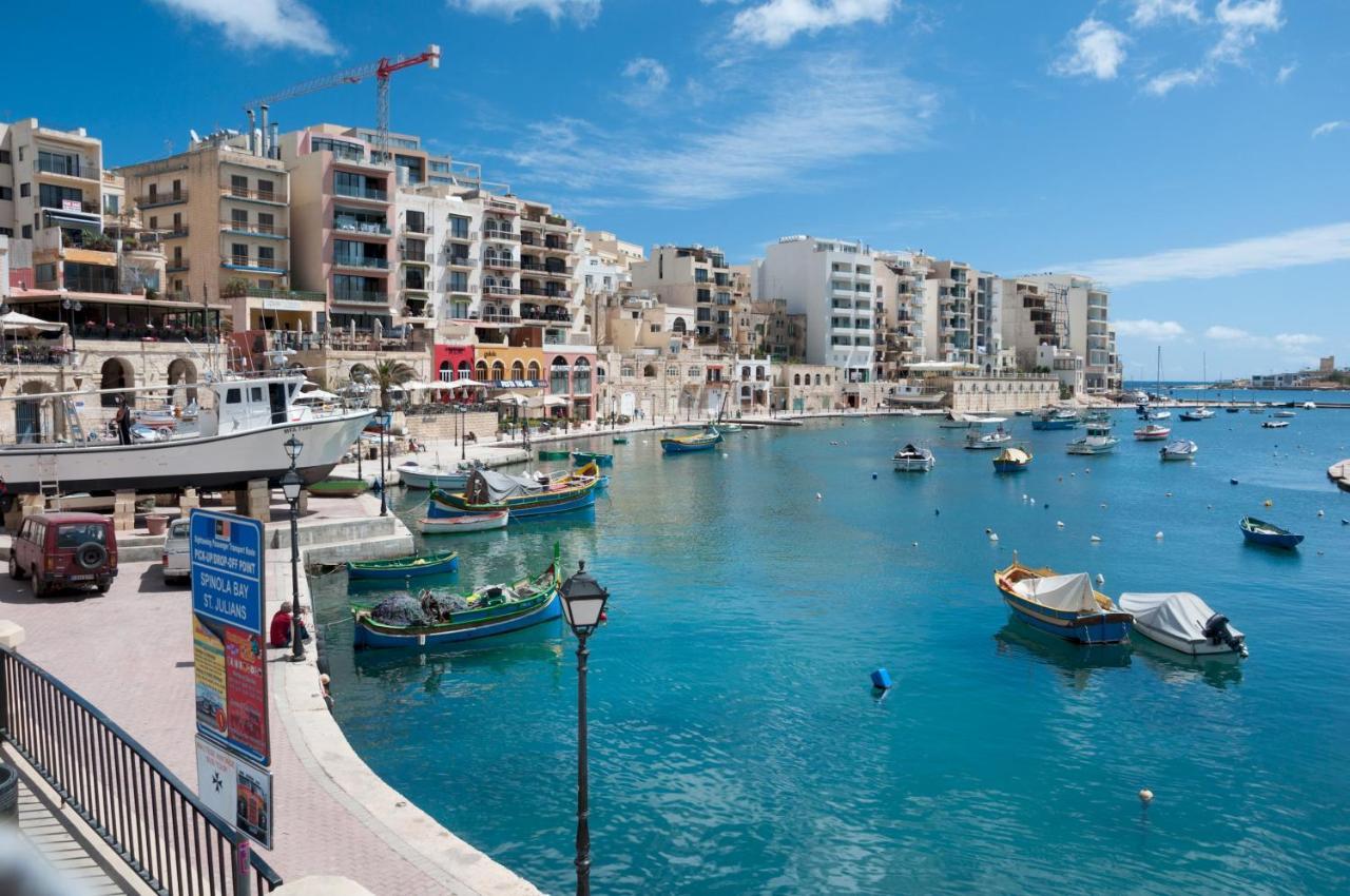 Spacious Apartment Steps To The Promenade Sliema Buitenkant foto